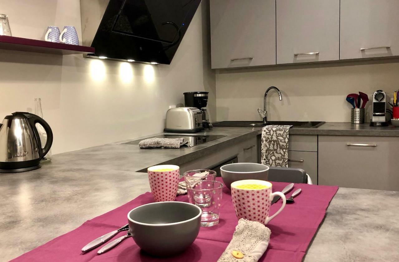 Appartement Versailles Quartier Notre Dame Au Pied Du Chateau Avec Parking Exteriör bild